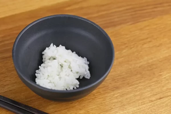 How to store cooked rice or leftovers? How to store it so that it's still as delicious as before.